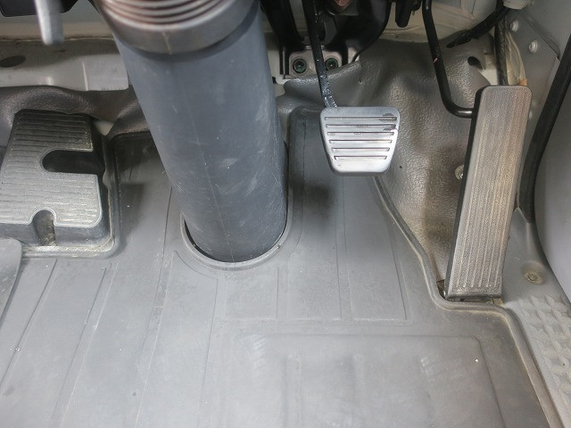 中古トラック いすゞ冷凍バン ＃23