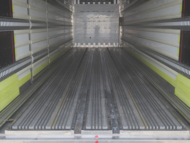 中古トラック 日野冷凍バン ＃7