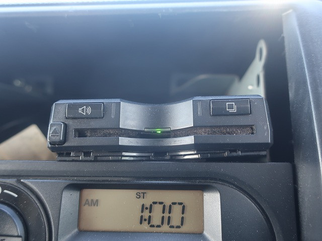 中古トラック 日野冷凍バン ＃18