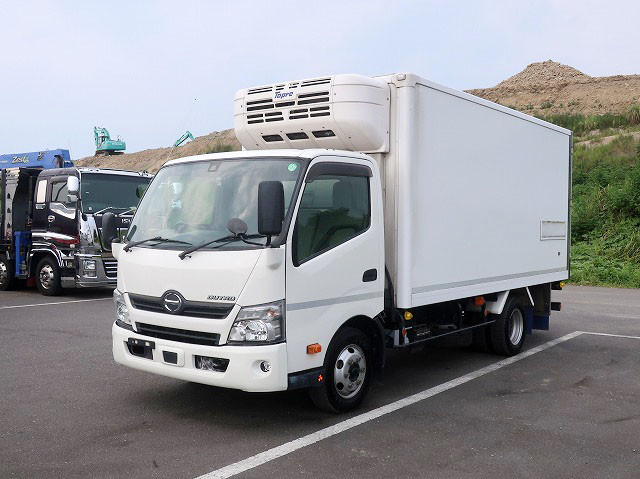 中古トラック 日野冷凍バン