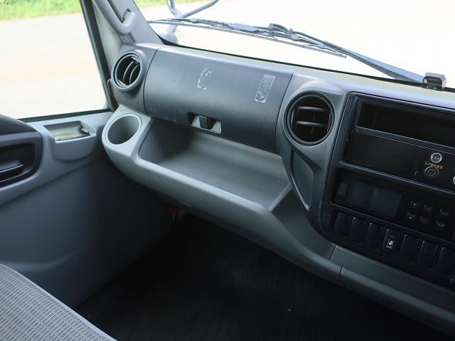 中古トラック 日野冷凍バン ＃13