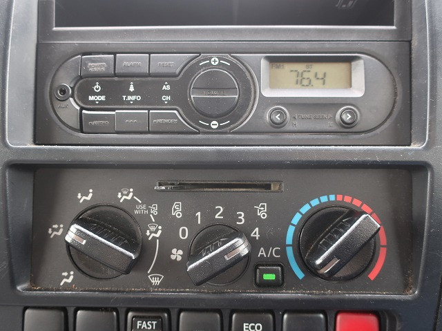 中古トラック 日野冷凍バン ＃19