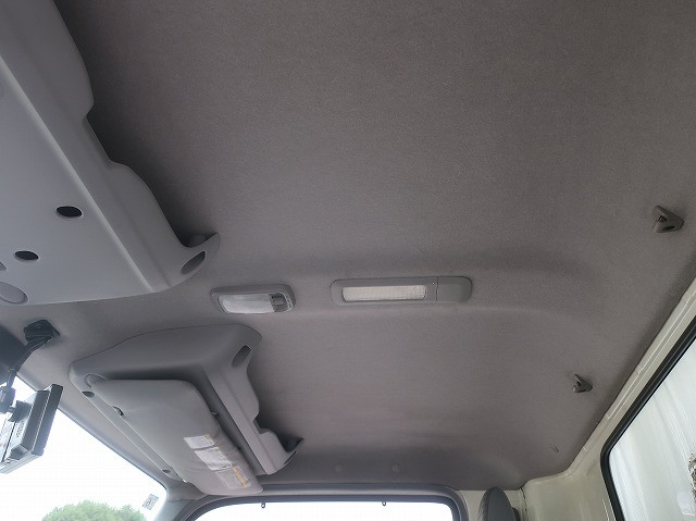 中古トラック 日野冷凍バン ＃24