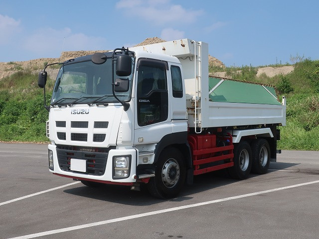 [Vehicle for lease rental only] 2015 Isuzu Giga Large Dump Truck, Kodaira 5300 Body, 234cm Wide, 2 Differentials, 380 HP