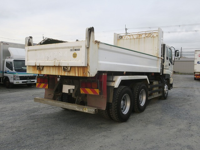 中古トラック いすゞダンプ ＃3