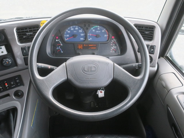 中古トラック UDトラックスコンクリートミキサー車 ＃16