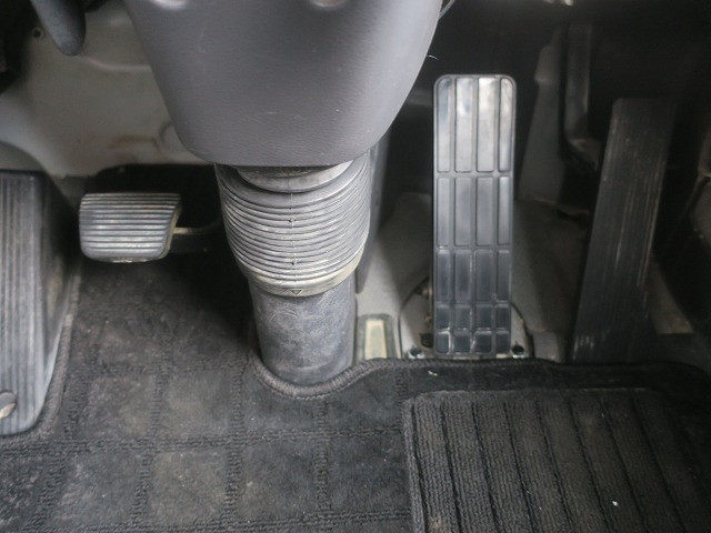 中古トラック UDトラックス クオン 大型コンクリートミキサー車