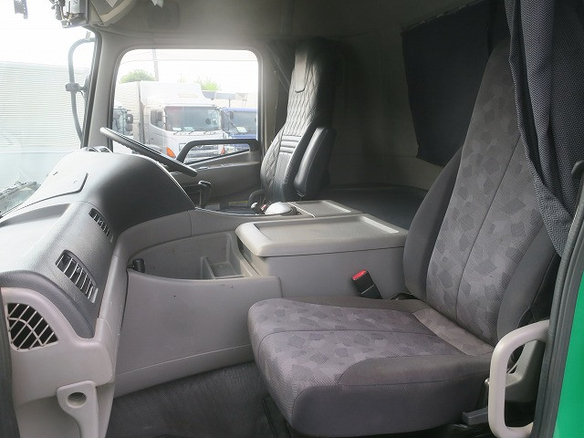 中古トラック UDトラックスコンクリートミキサー車 ＃22