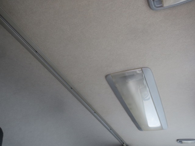 中古トラック UDトラックスコンクリートミキサー車 #24