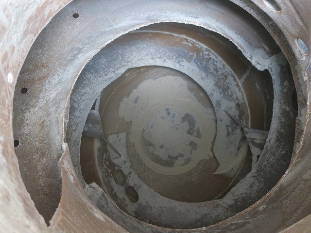 中古トラック UDトラックスコンクリートミキサー車 ＃9