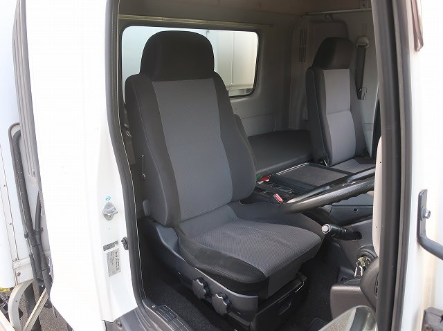 中古トラック 日野冷凍バン ＃12