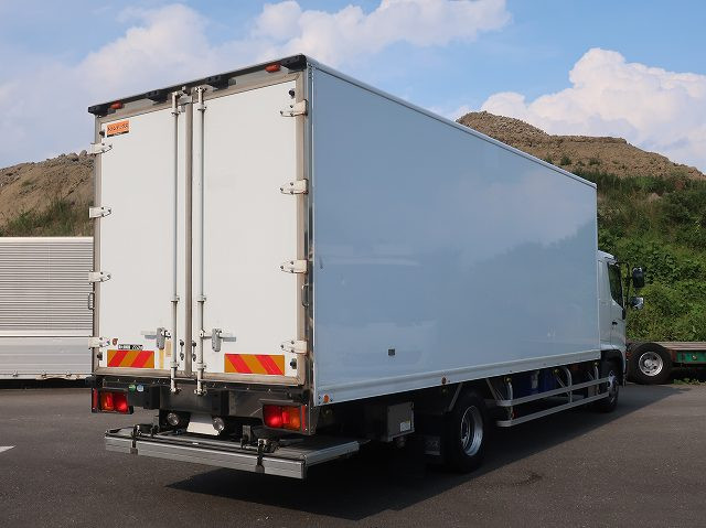 中古トラック 日野冷凍バン ＃3