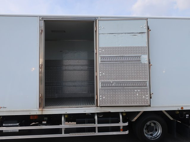 中古トラック 日野冷凍バン ＃8