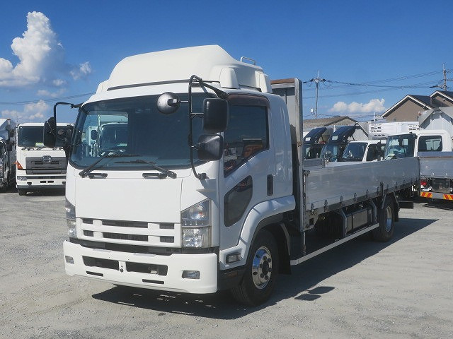 2013 Isuzu Forward, medium-sized flatbed truck, aluminum block, 6200cc standard, rear air suspension, 240 horsepower, aluminum wheels