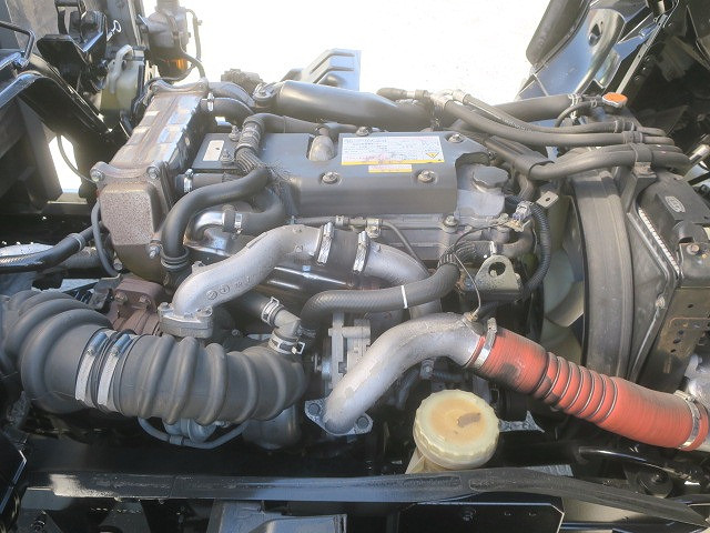 中古トラック いすゞ フォワード 中型平ボディ アルミブロック