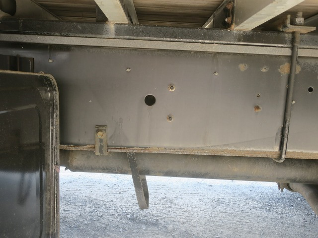 中古トラック 日野 プロフィア 大型平ボディアルミブロック