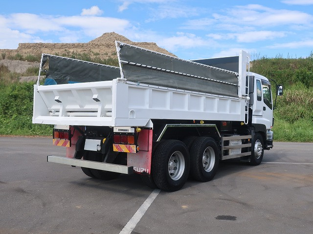 中古トラック いすゞダンプ ＃3