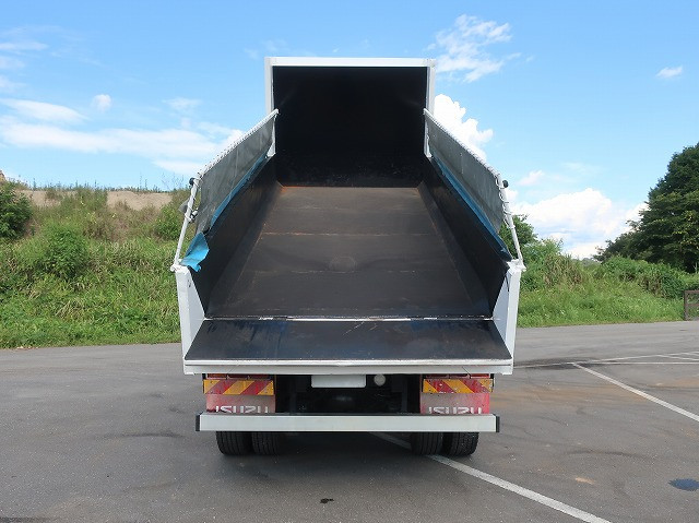 中古トラック いすゞダンプ ＃7