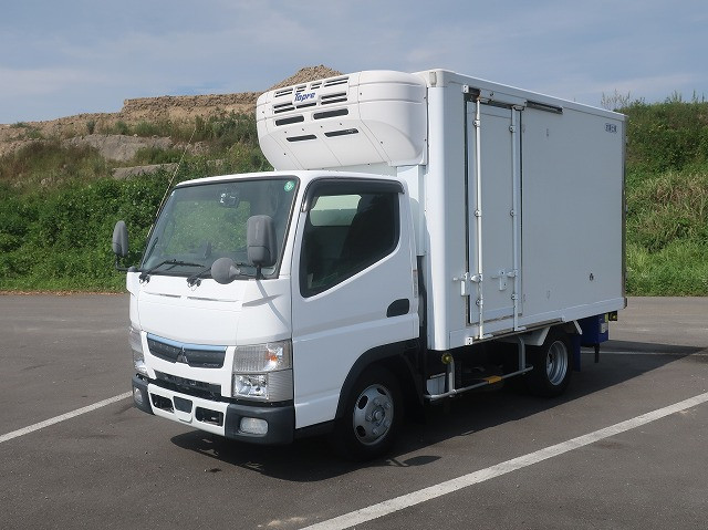 中古トラック 三菱ふそう キャンター 2t冷凍バン