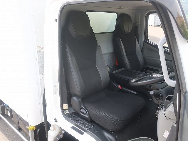 中古トラック 三菱ふそう冷凍バン ＃14