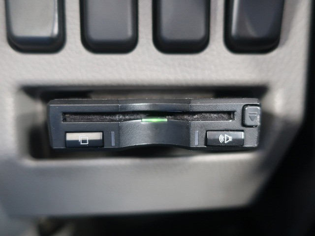 中古トラック 三菱ふそう冷凍バン ＃22