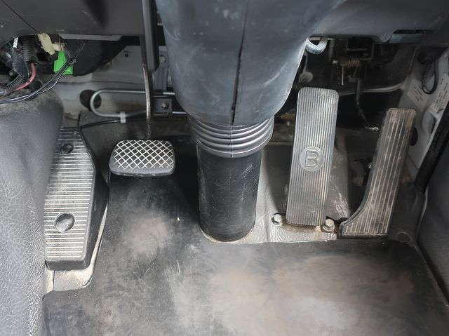 中古トラック いすゞコンクリートミキサー車 ＃21