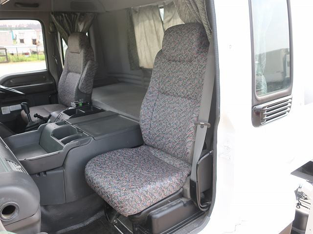 中古トラック いすゞコンクリートミキサー車 ＃22