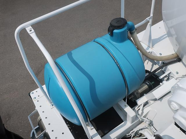 中古トラック いすゞコンクリートミキサー車 ＃7