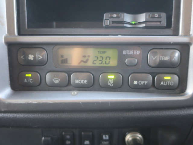 中古トラック 日野 レンジャー 中型平ボディアルミブロック