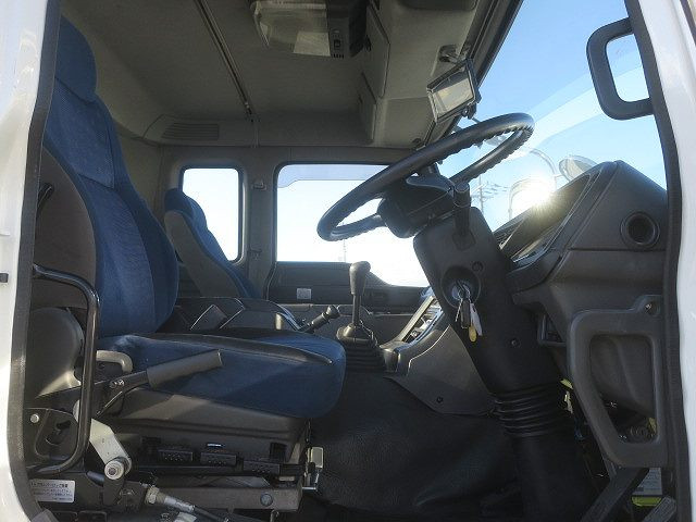 中古トラック いすゞコンクリートミキサー車 ＃16