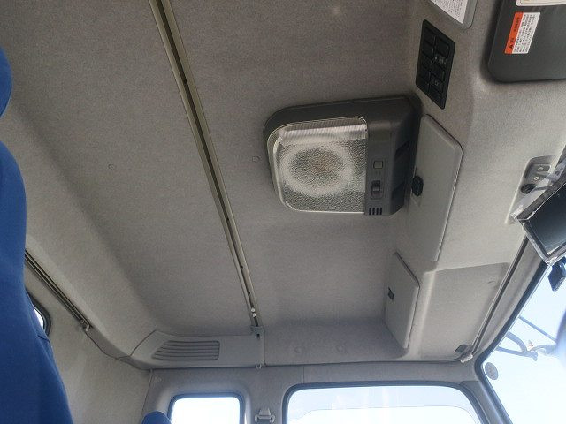 中古トラック いすゞコンクリートミキサー車 ＃24