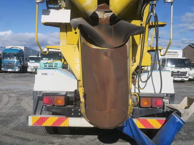 中古トラック いすゞコンクリートミキサー車 ＃6