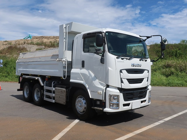 中古トラック いすゞダンプ ＃2
