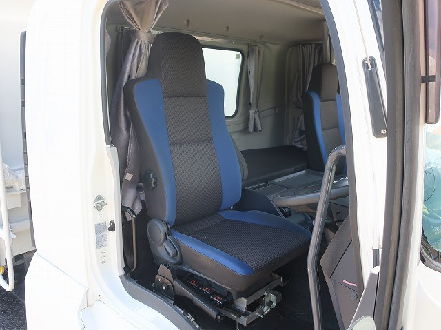 中古トラック いすゞダンプ ＃13