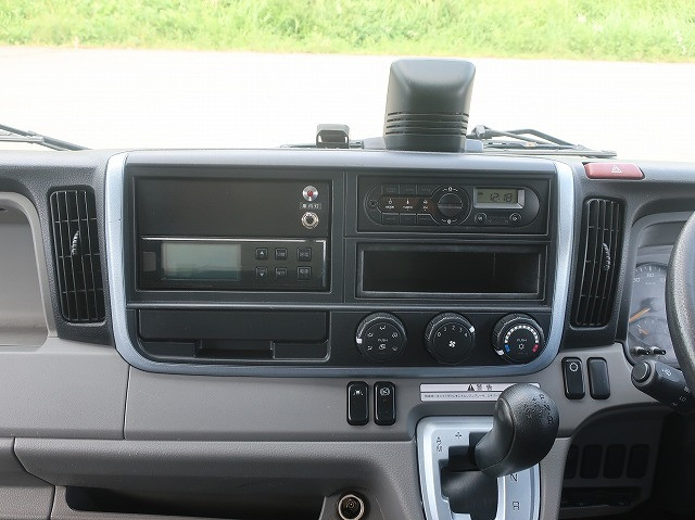 中古トラック 三菱ふそう冷凍バン ＃15