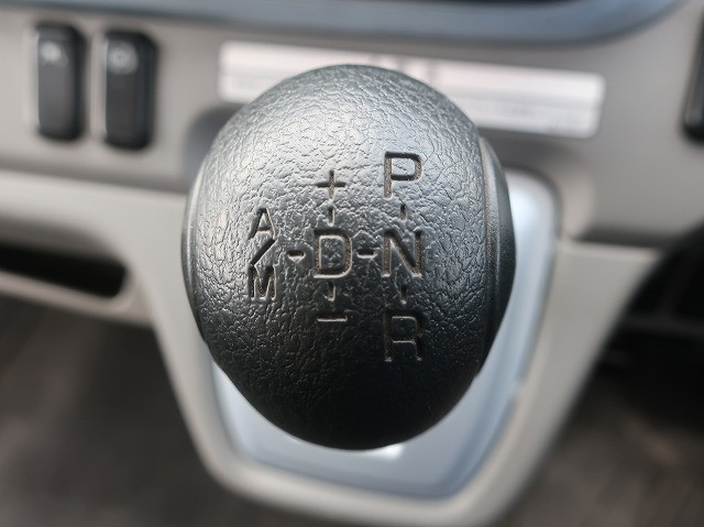 中古トラック 三菱ふそう冷凍バン ＃18