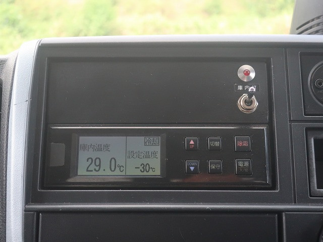 中古トラック 三菱ふそう冷凍バン ＃20