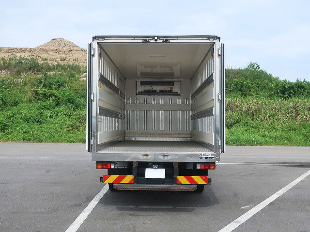 中古トラック 三菱ふそう冷凍バン ＃5