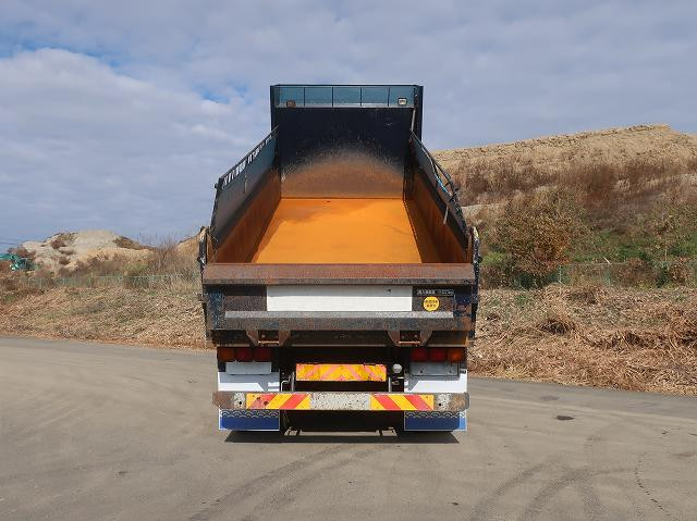 中古トラック いすゞダンプ ＃7