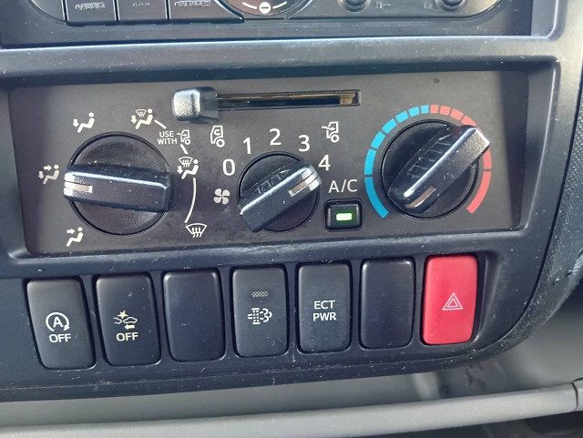 中古トラック 日野冷凍バン ＃18