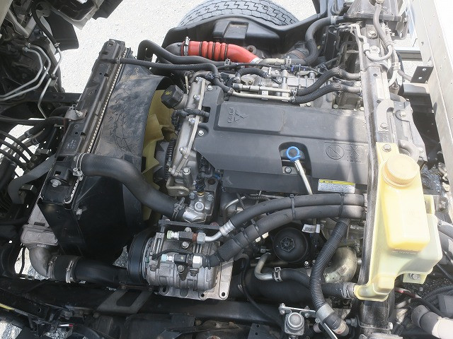 中古トラック 三菱ふそう冷凍バン ＃11