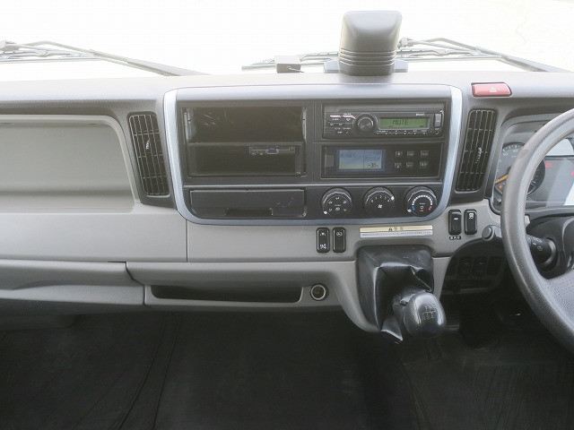 中古トラック 三菱ふそう冷凍バン ＃15