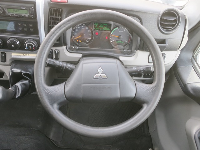 中古トラック 三菱ふそう冷凍バン ＃16