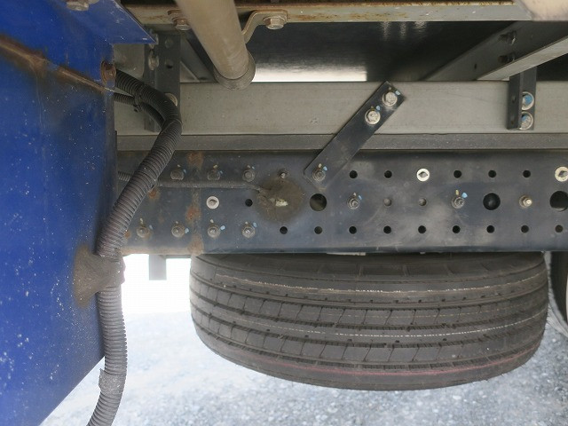 中古トラック 三菱ふそう冷凍バン ＃10