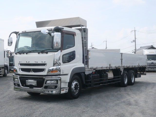 2014 Mitsubishi Fuso Super Great, large flatbed, aluminum block, 9600 body, high-floor, 3-axle, 380 horsepower, approximately 830,000 km on the odometer. 