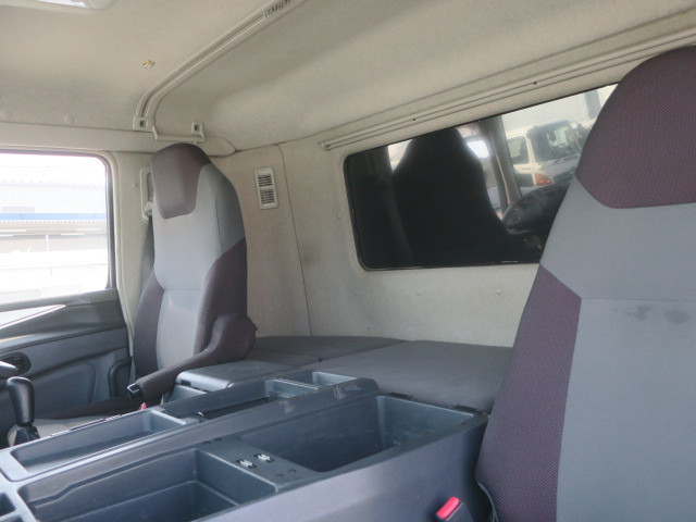 中古トラック 三菱ふそう平ボディアルミブロック ＃23