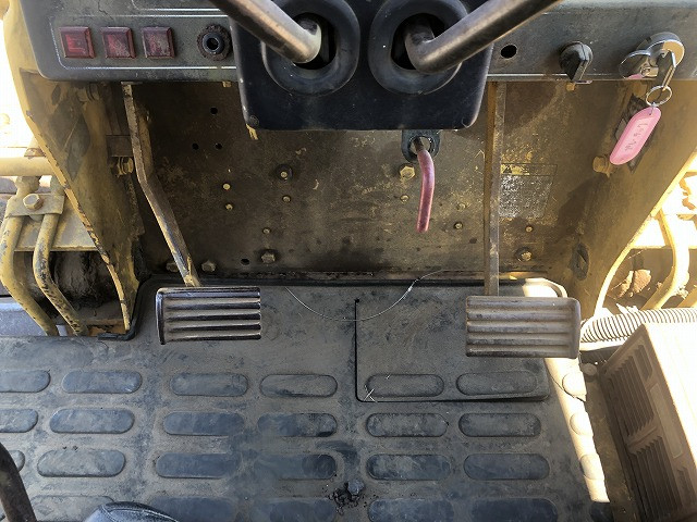 中古トラック コマツブルドーザー ＃18