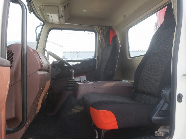 中古トラック 日野クレーン付平ボディ ＃23