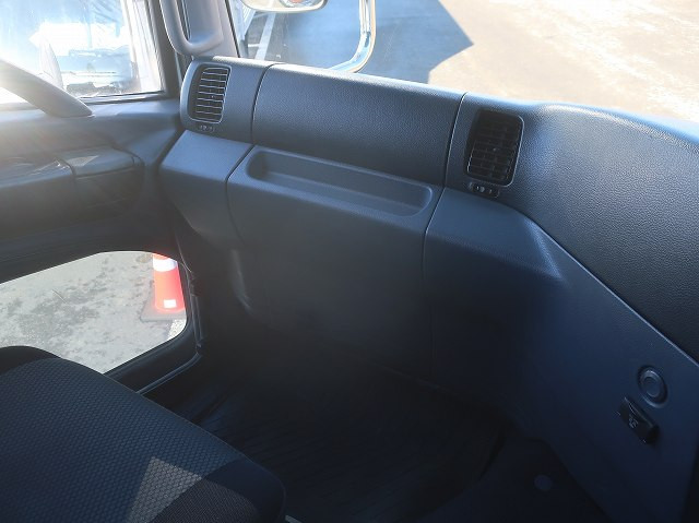 中古トラック 日野 プロフィア 大型平ボディアルミブロック