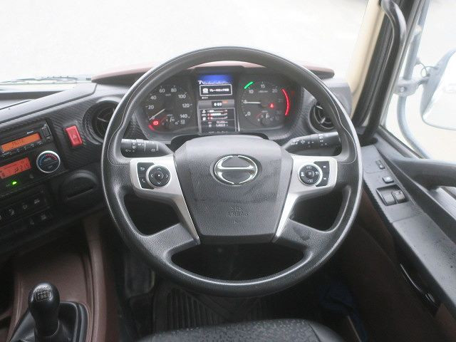 中古トラック 日野コンクリートミキサー車 ＃16